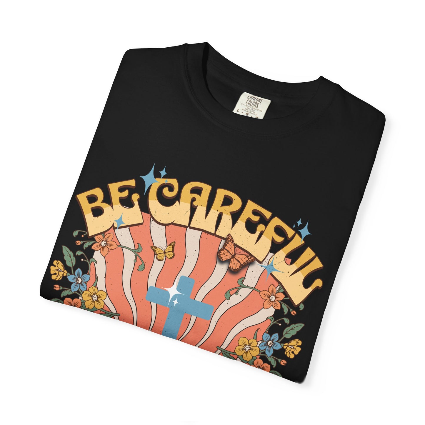 Be careful I'm a momma that prays Mother's Day T-shirt, funny retro style praying momma shirt, Christian faith tee, Jesus cross humor short sleeve shirt, christian apparel