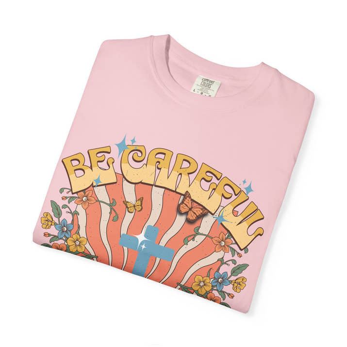 Be careful I'm a momma that prays Mother's Day T-shirt, funny retro style praying momma shirt, Christian faith tee, Jesus cross humor short sleeve shirt, christian apparel