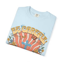 Be careful I'm a momma that prays Mother's Day T-shirt, funny retro style praying momma shirt, Christian faith tee, Jesus cross humor short sleeve shirt, christian apparel